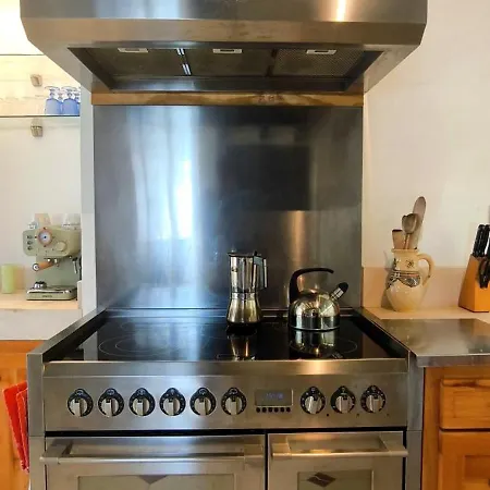 Tatil Evi 7 Personnes A Montbron, Charente