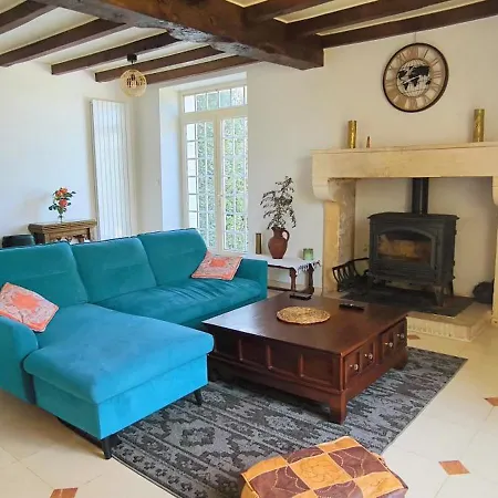 Сasa de vacaciones 7 Personnes A Montbron, Charente *