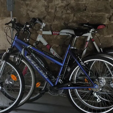 Tatil Evi 7 Personnes A Montbron, Charente Montbron